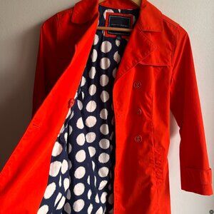 SzL Tommy Hilfiger Orange Trench Coat with Polka Dot Lining – Fits Like M